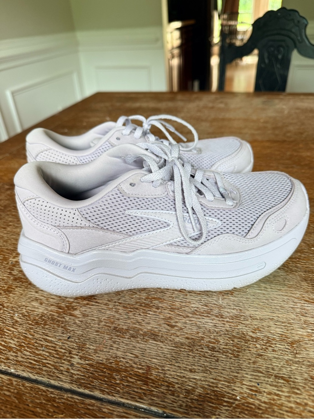 Brooks Ghost Max SE Women’s Sneakers